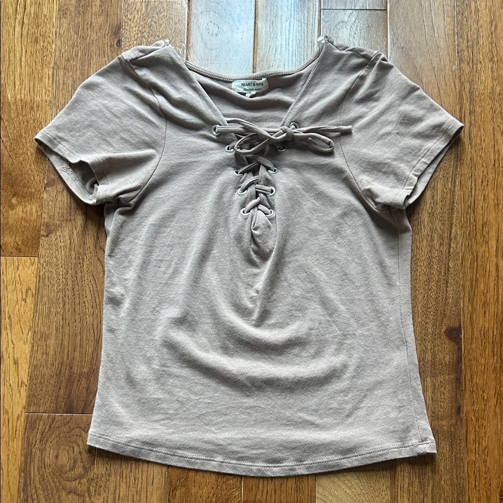 CUTE Brown Top
